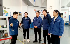 三工光電|早會(huì)十分鐘,站談生產(chǎn)痛點(diǎn),凝聚車間合力!